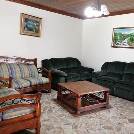 Hotel Alamo Internacional سان سلفادور المظهر الخارجي الصورة